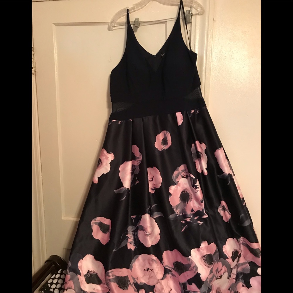 Xscape Floral Gown Size 20